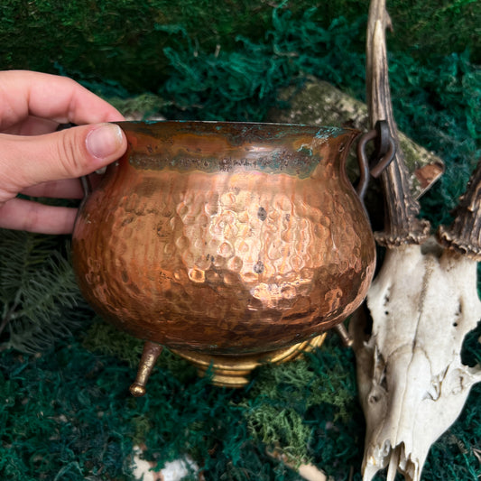 Large Copper Cauldron {imperfect} CC9