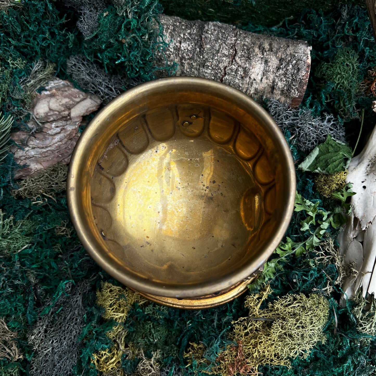 Brass Cauldron CC19