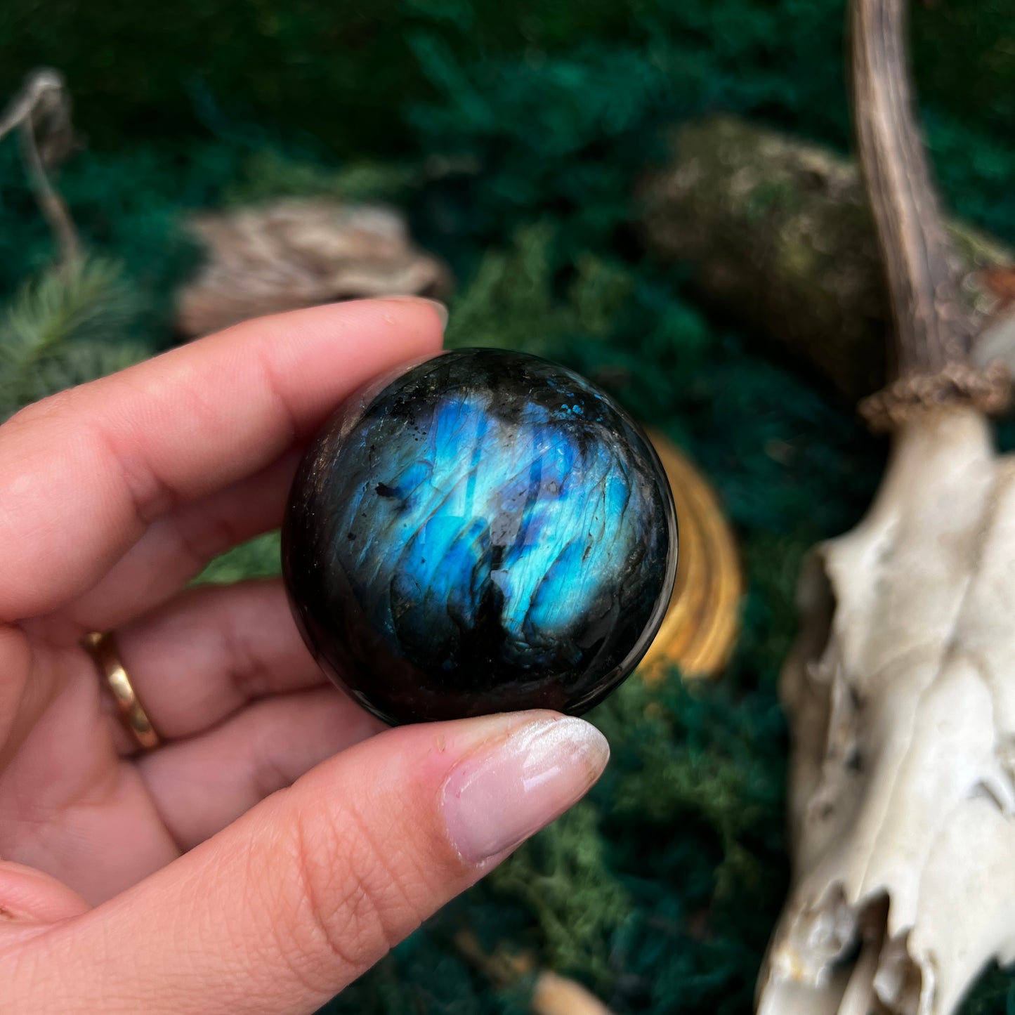 Blue Labradorite Sphere A+ BLS16
