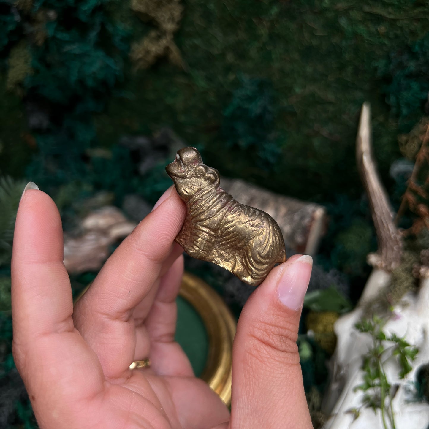 Mini Brass Statue CC41