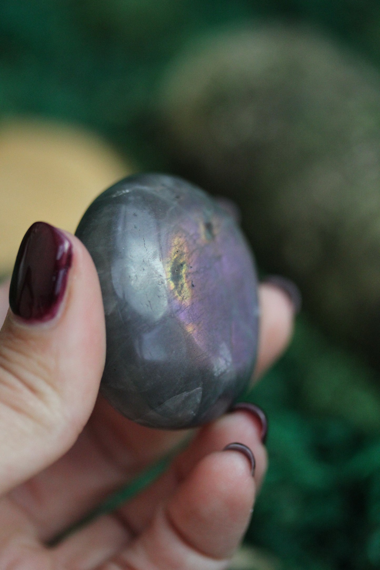 Purple Labradorite Palmstone PLP4